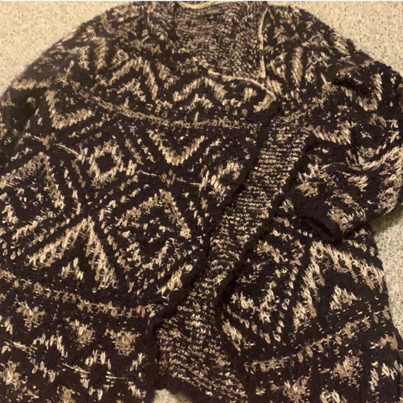 Lucky Brand Long Cardigan - Picture 5 of 6